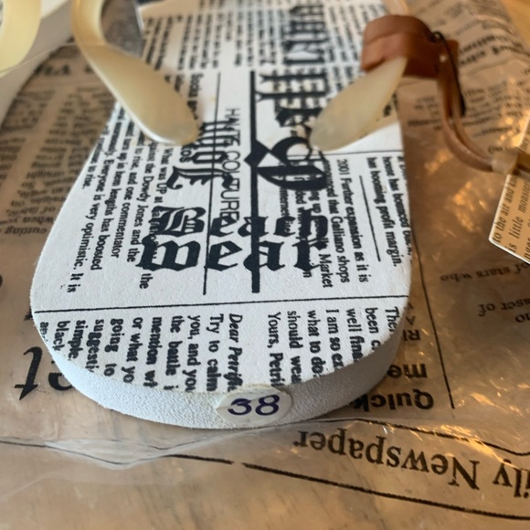 John Galliano White and Black Newspaper Print Flip Flops - Picture 2 of 3